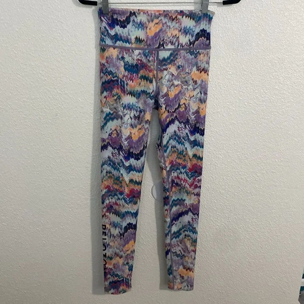 NWT- Peloton- River rock high waisted leggings- Size small